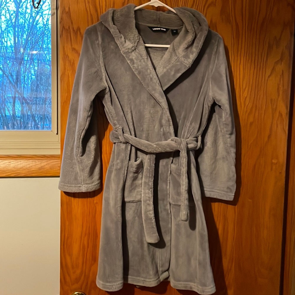 Lands End kids robe